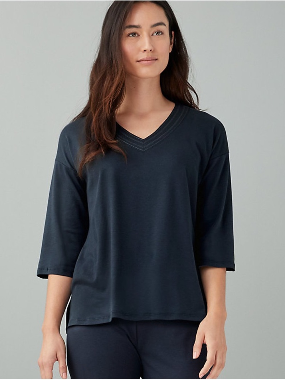 Eileen Fisher Stitched trim Navy V-Neck 3/4 Sleeve Top